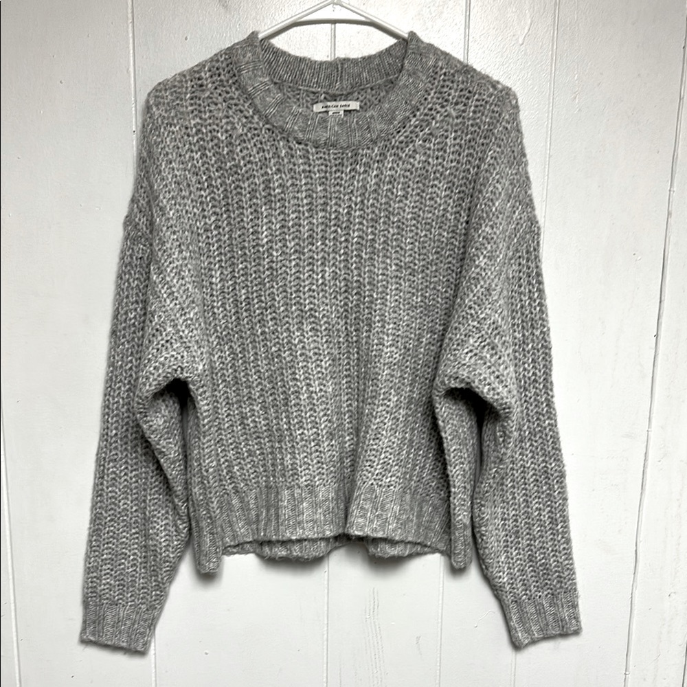 American Eagle Women Gray Cloud Pullover Sweater Long Sleeve Size M (CLEARANCE)